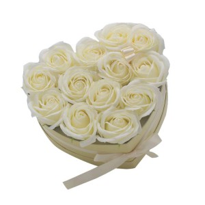 COFFRET CADEAU 13 ROSES CREME COEUR