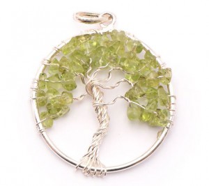 PENDENTIF ARBRE DE VIE PERIDOT A  40MM