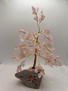 ARBRE A GEMMES D INDE QUARTZ ROSE 160 PIERRES